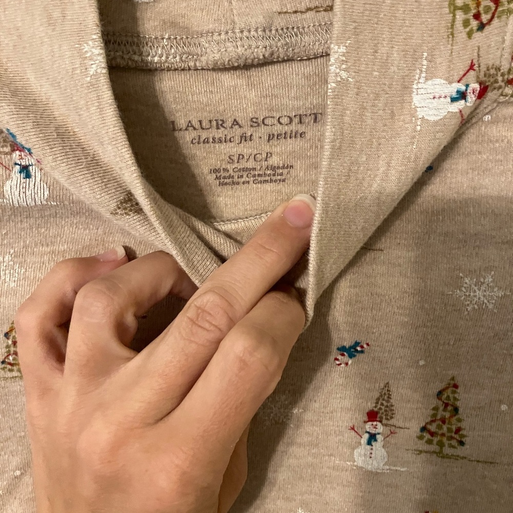 Laura Scott Snowman/Christmas Turtleneck (S) ☃️ - Picture 2 of 5